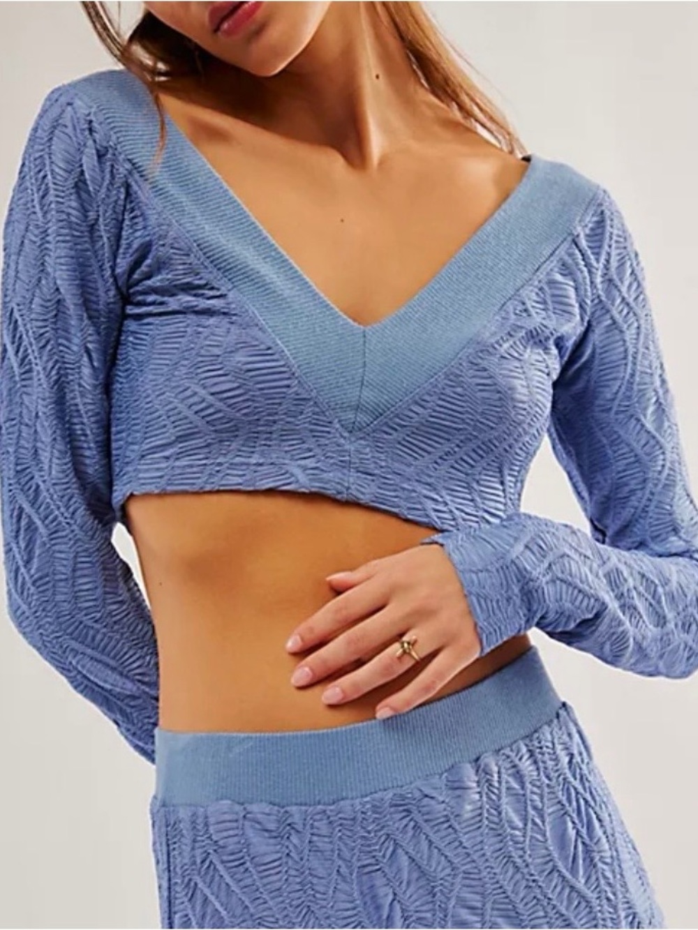 Free People Textured Cropped Long Sleeve Tee in Periwinkle Blue Sz S